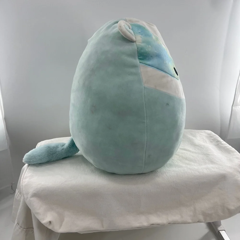 Squishmallows Banks the Badger 16